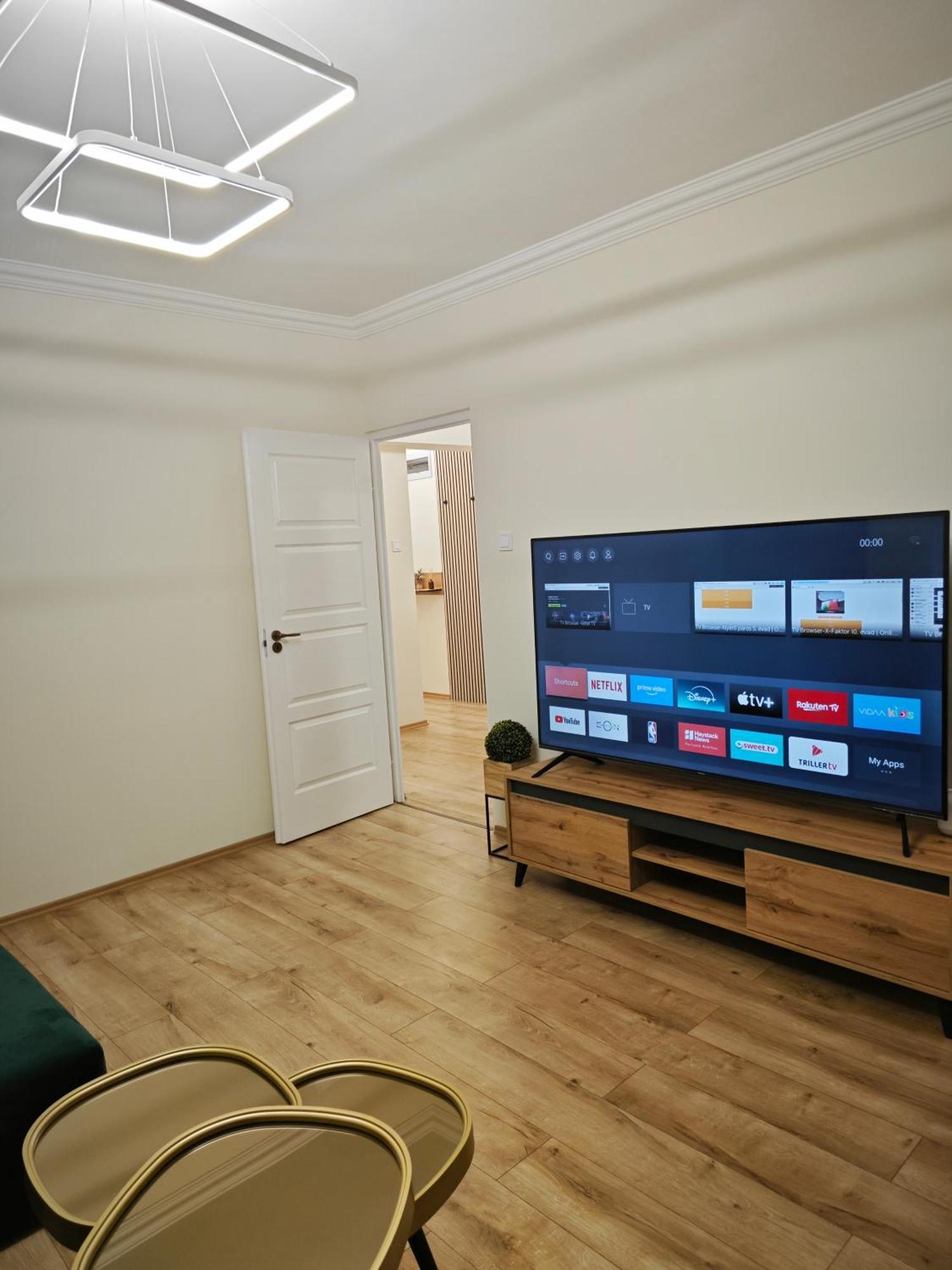 Greatforest Apartment *