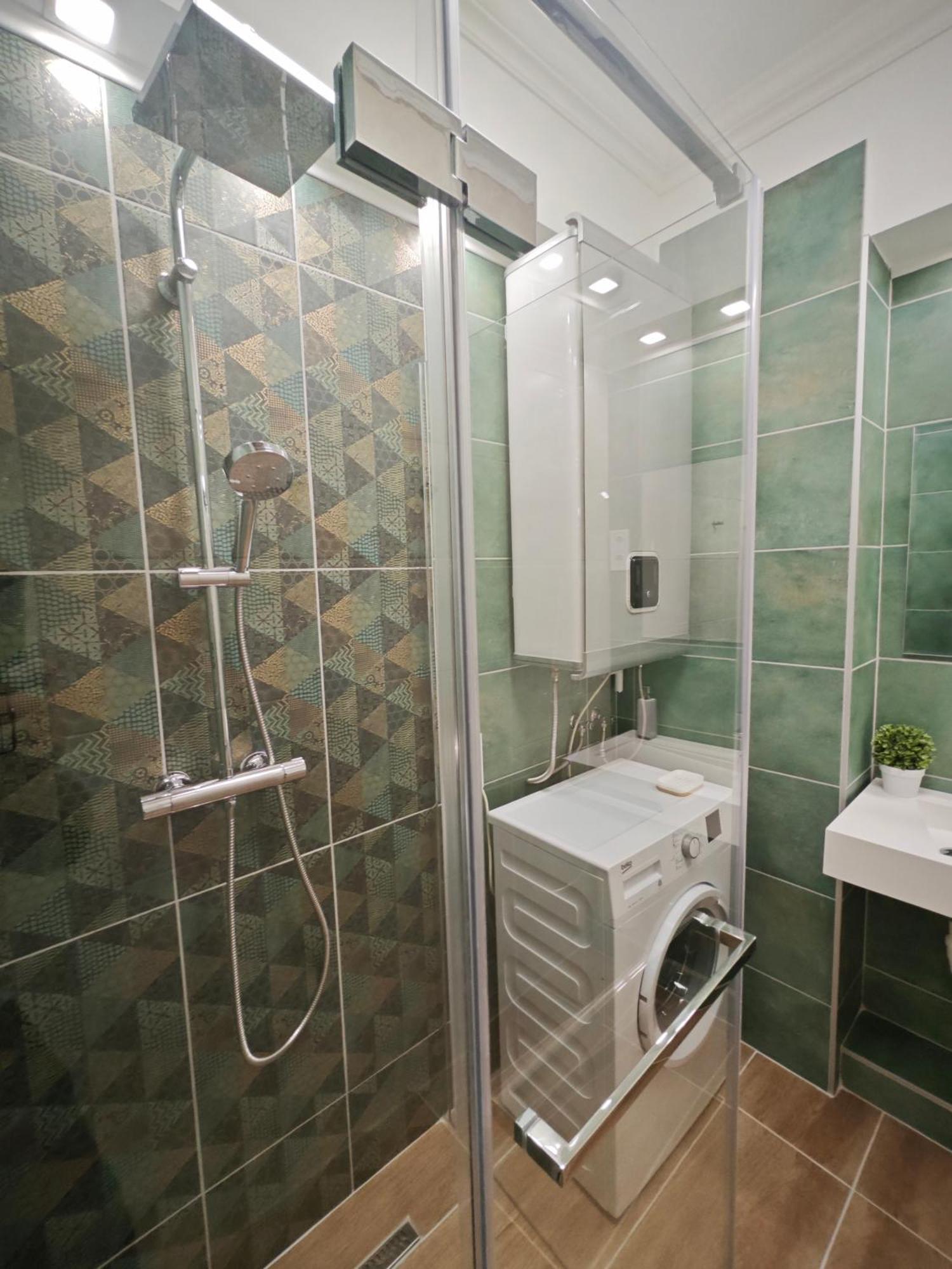 Greatforest Apartment
